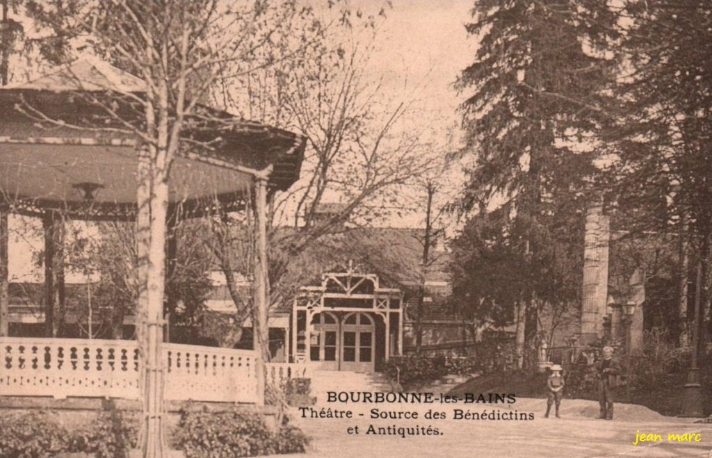 Bourbonne-les-Bains - Théâtre - Source des Bénédictins et Antiquités.jpg