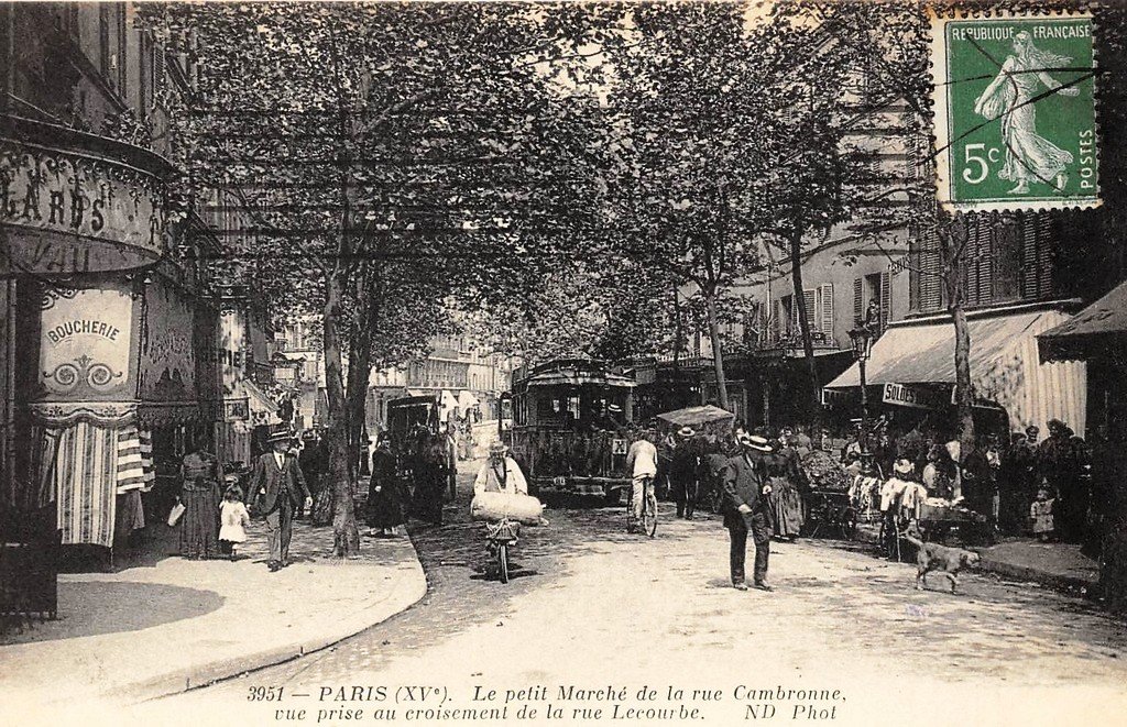 Paris Rue Cambronne.jpg