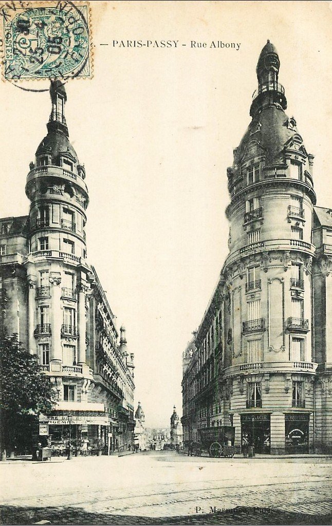 Paris Rue d'Albony 16°.jpg