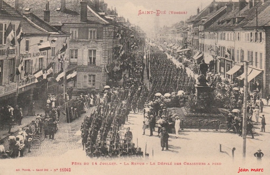Saint-Dié – Fête du 14 Juillet – Le Défilé des Chasseurs à pied.jpg