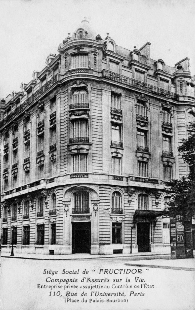 Paris Rue de l'IUniv. 7°.jpg