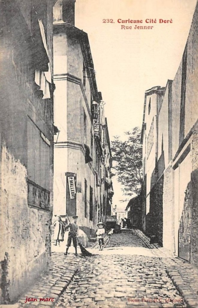 Paris XIIIe - Cité Doré rue Jenner.jpg