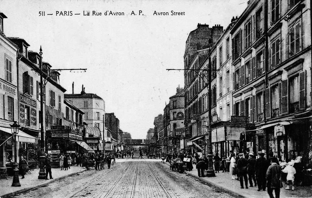 Paris Rue d'Avron 511.jpg