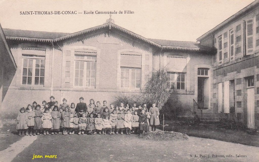 Saint-Thomas-de-Conac - École Communale de Filles.jpg