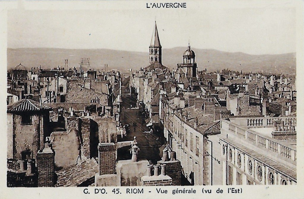 Riom 45.jpg