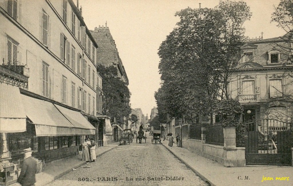 Paris XVIe - Rue Saint-Didier.jpg