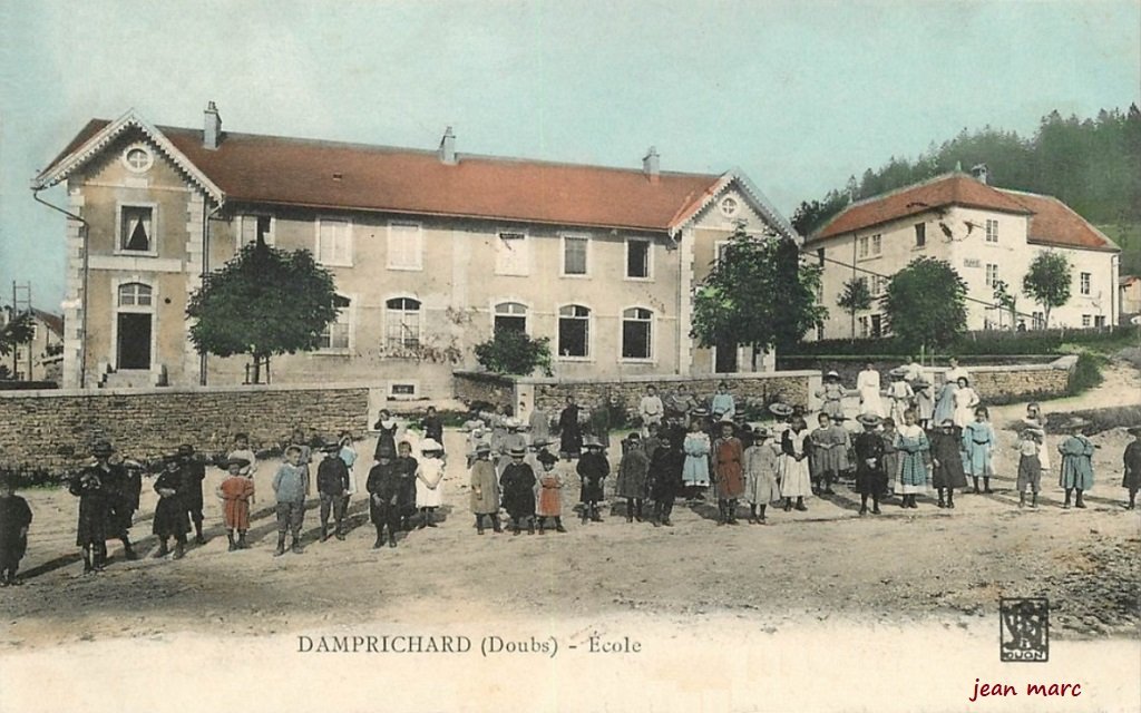 Damprichard - Ecole.jpg