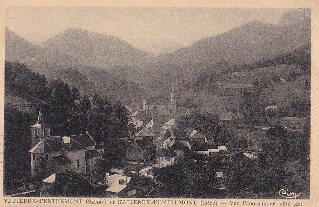 Saint-Pierre d'Entremont 73.jpg