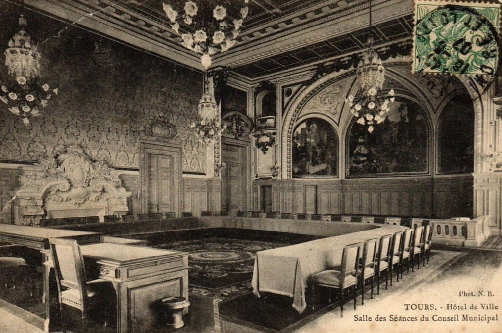 Tours 10 H. de V..jpg
