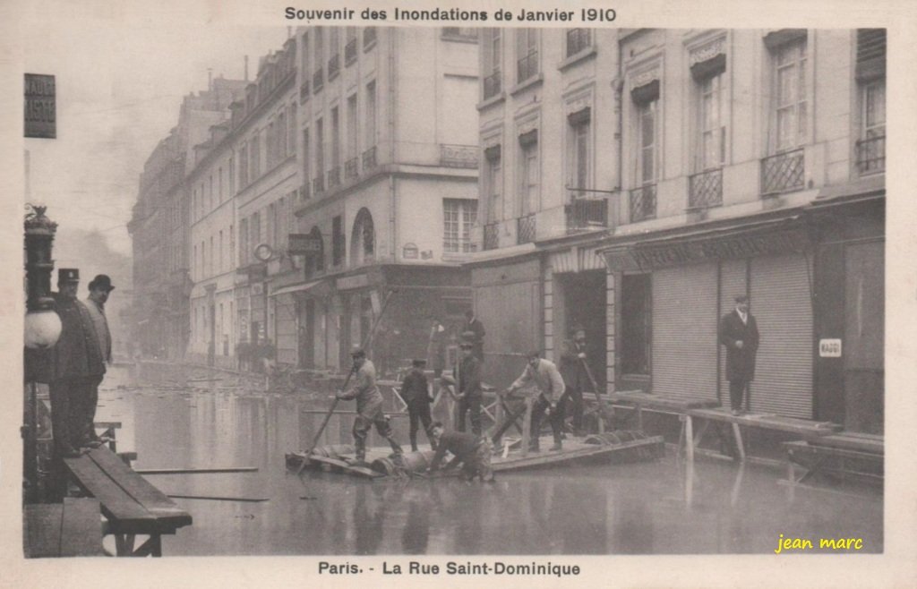 Paris - La Rue Saint-Dominique - Souvenir des Inondations de Janvier 1910.jpg