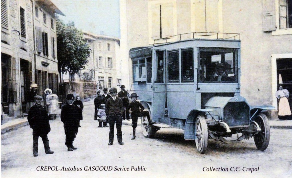 Autobus Crépol.jpg