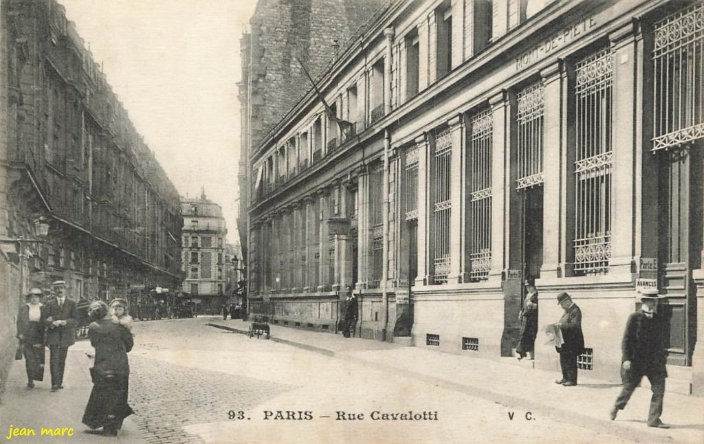 Paris XVIIIe - Rue Cavalotti.jpg