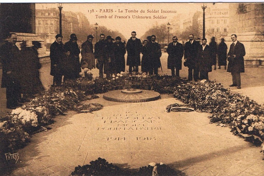 Paris Tombe du S.I..jpg