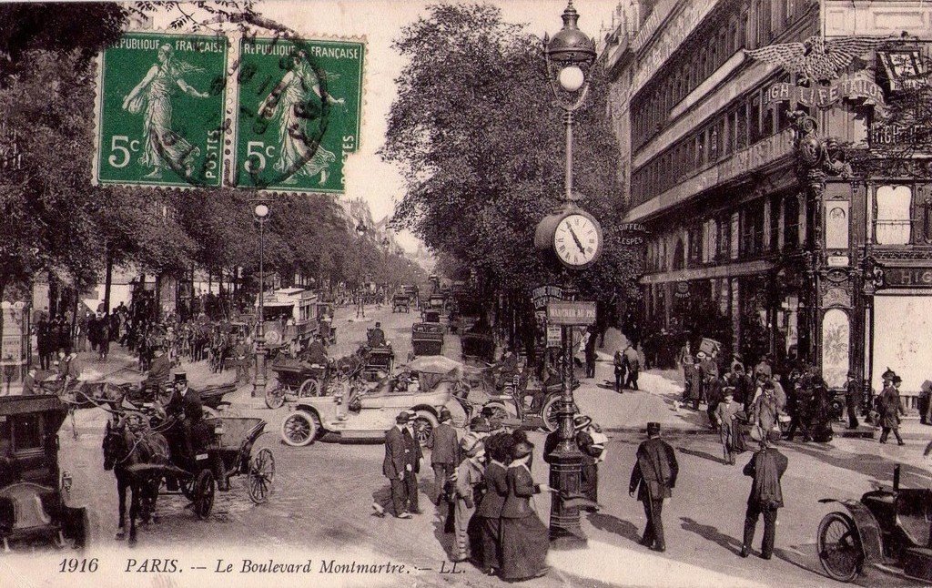 Paris Bd Montmartre 1916.jpg