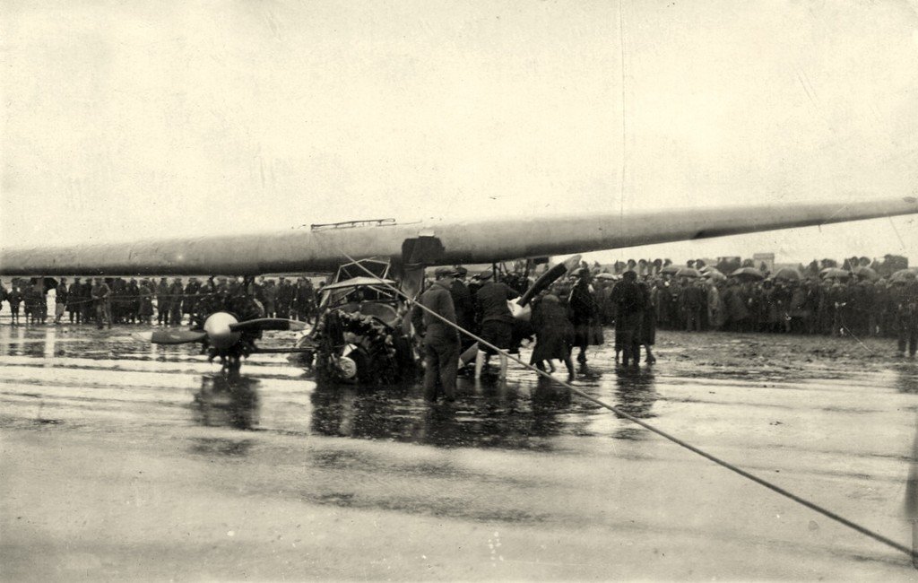 Avion accidenté Ver-sur-mer.jpg