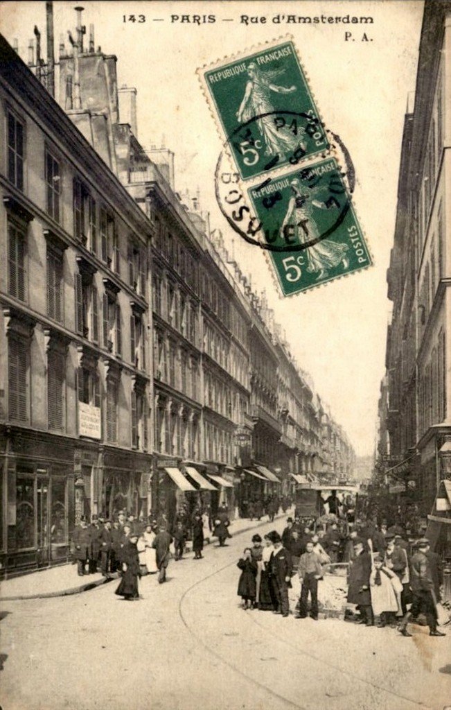 Paris Rue d'Amsterdam.jpg