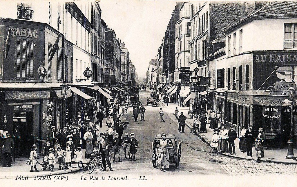 Paris Rue de Lourmel 1456.jpg