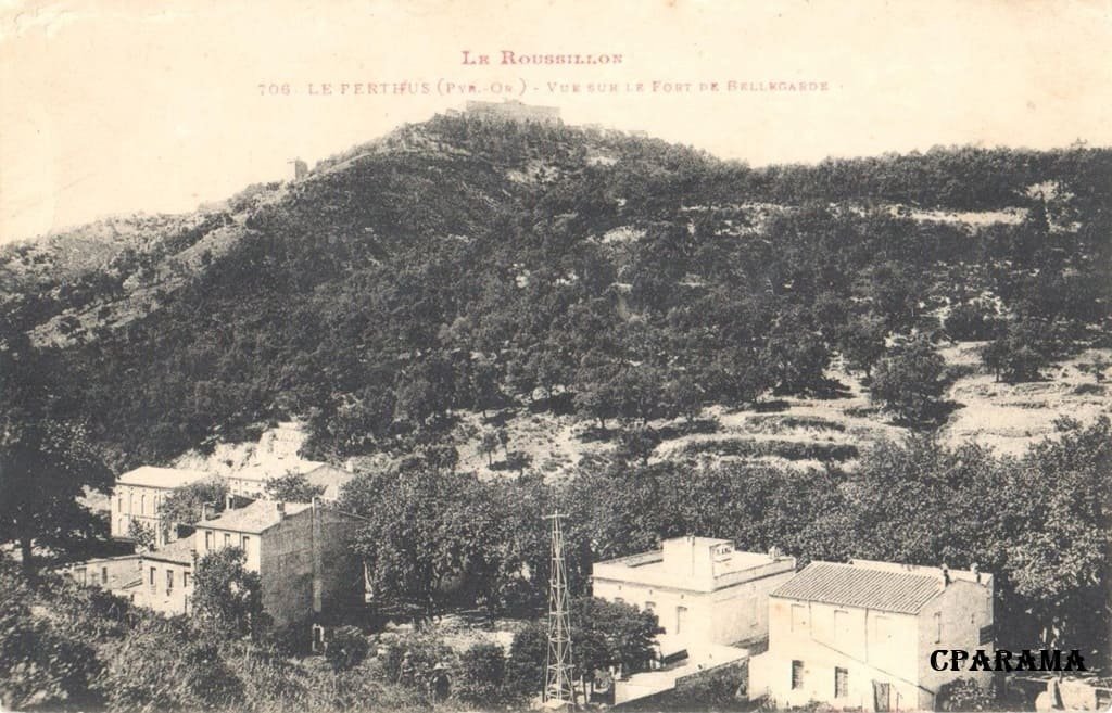 Le Perthus Labouche 706.jpg