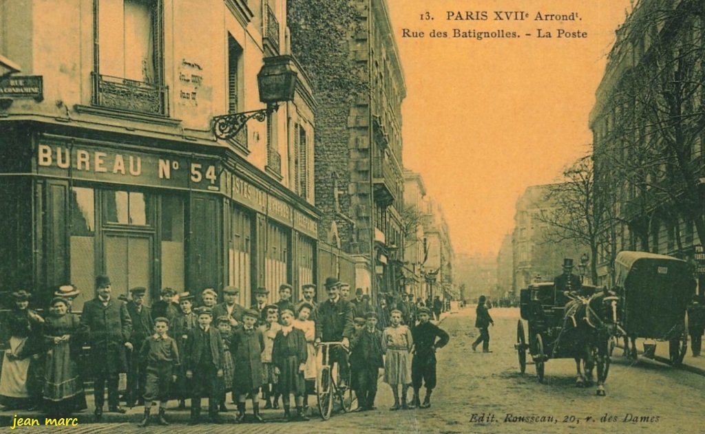 Paris XVIIe - Rue des Batignolles - La Poste.jpg