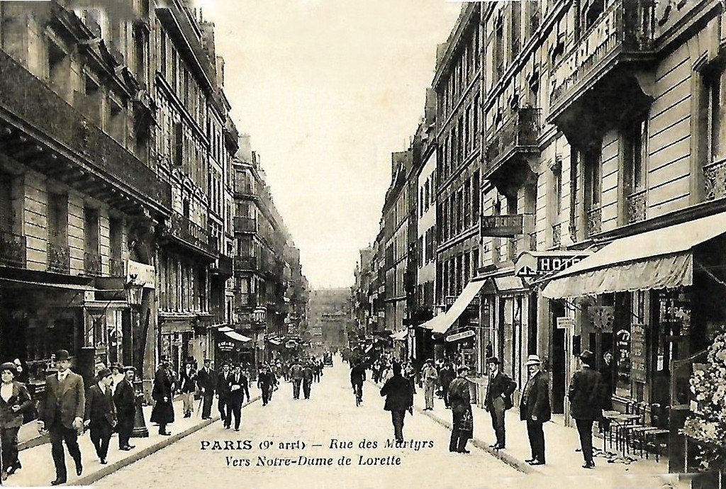 Paris Rue des Martyrs 9°.jpg