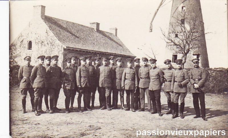 France moulin soldats [F].jpg