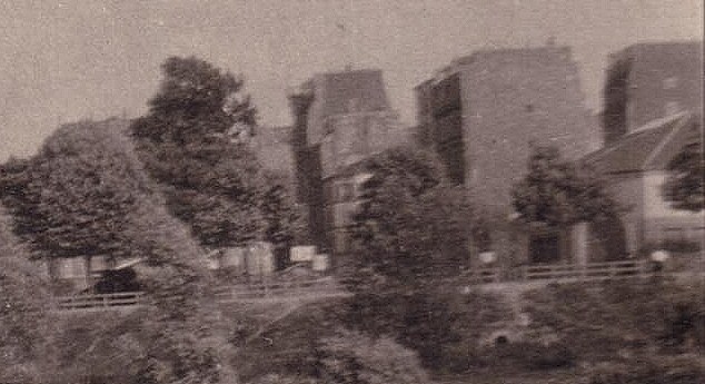 92 Rueil detail.JPG