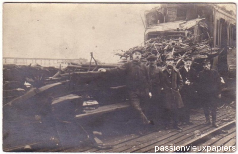 Accident ferroviaire [F].JPG