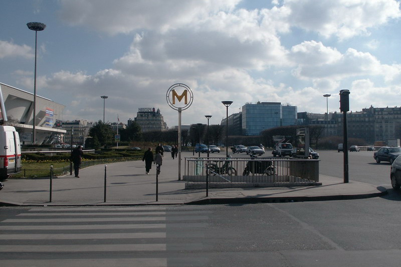 Porte Maillot 10.jpg