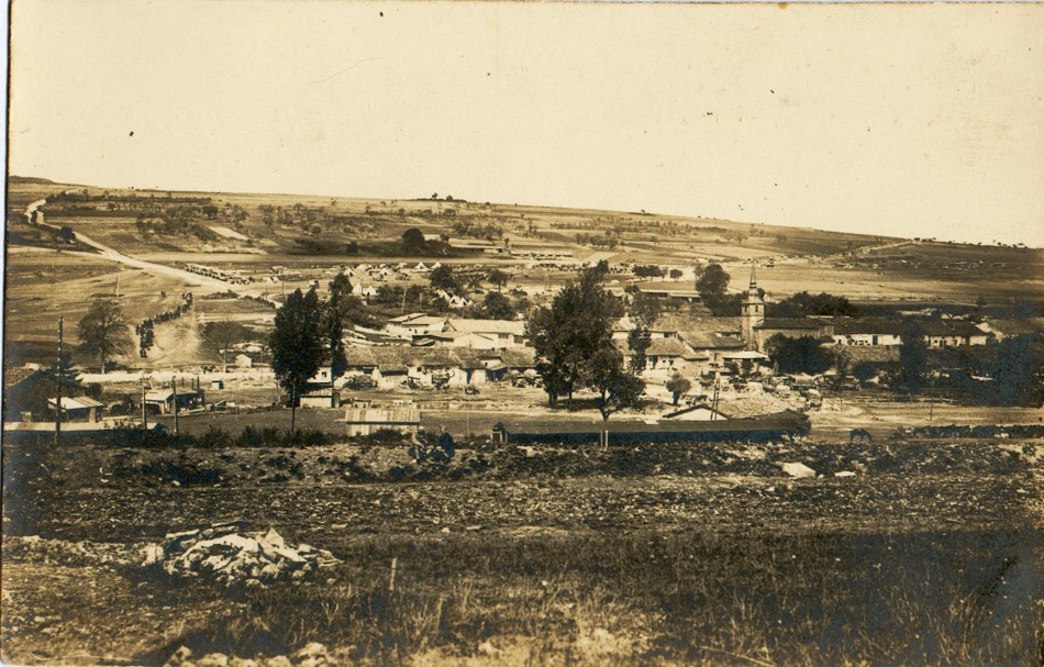 Inc51 village en guerre.jpg