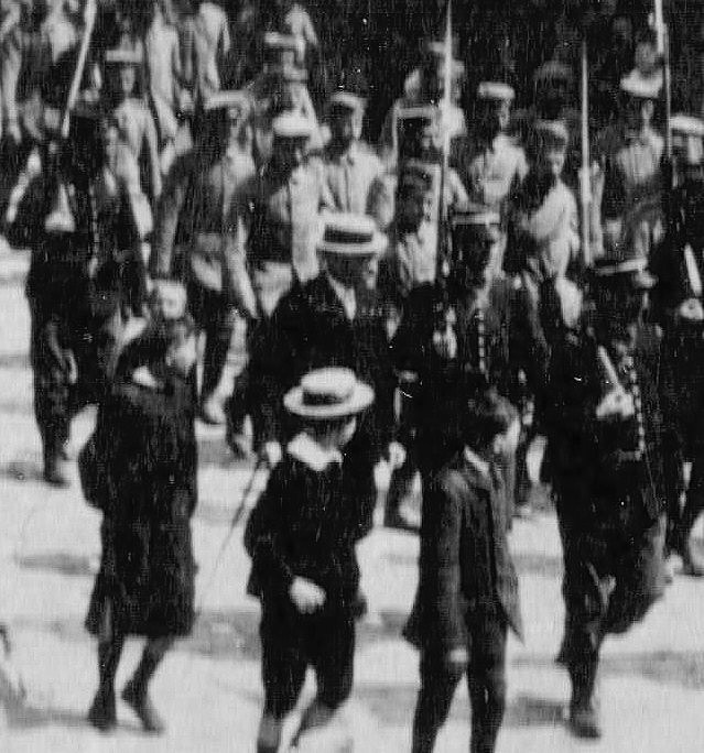 Prisonniers allemands detail3.JPG
