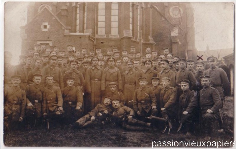 Eglise soldats [F].JPG