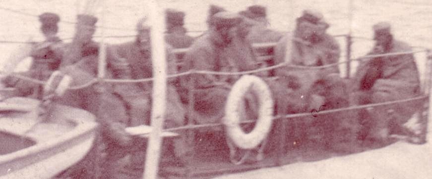 Bateau port detail 7.JPG