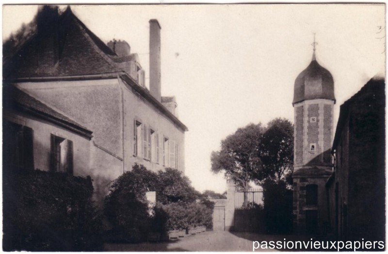 Pigeonnier et belle propriété [F].JPG