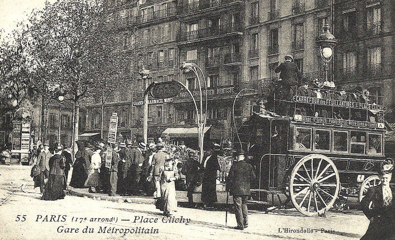 Place de Clichy 3.jpg