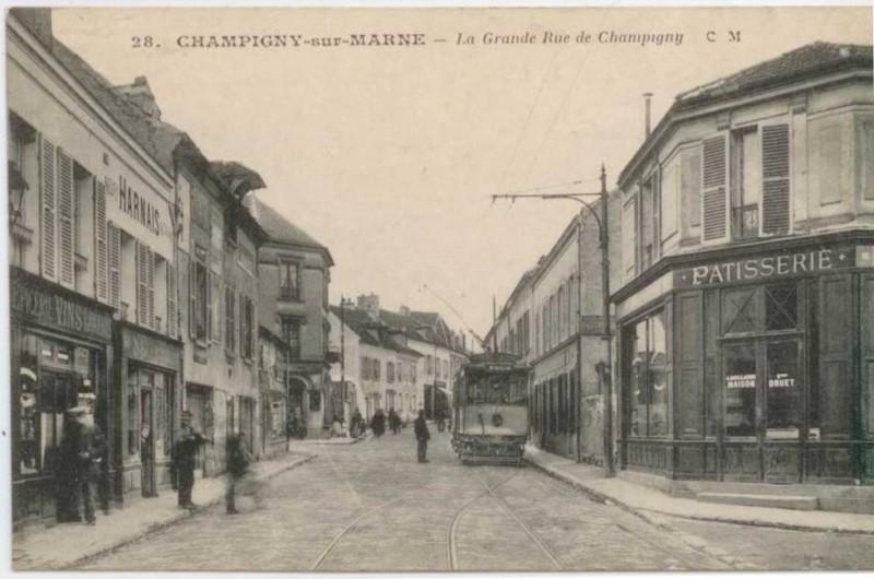 94 Champigny Tramway.jpg