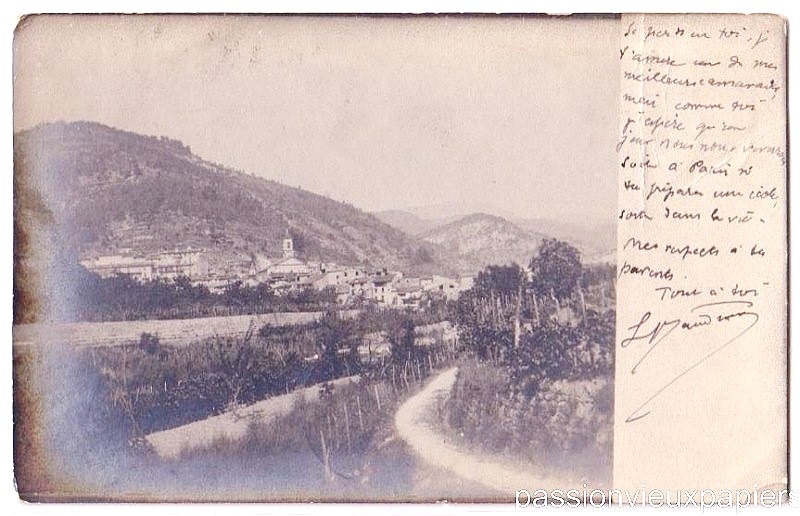 Village montagnes eglise [F].JPG