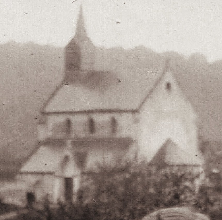 Communiant eglise detail.JPG