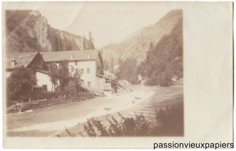Ville de montagne 2 [F].JPG