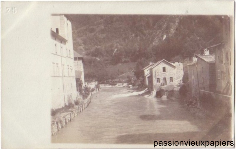 Ville de montagne 3 [F].JPG