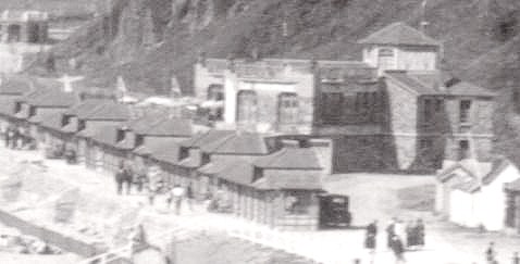 Plage villas cabines detail2.JPG
