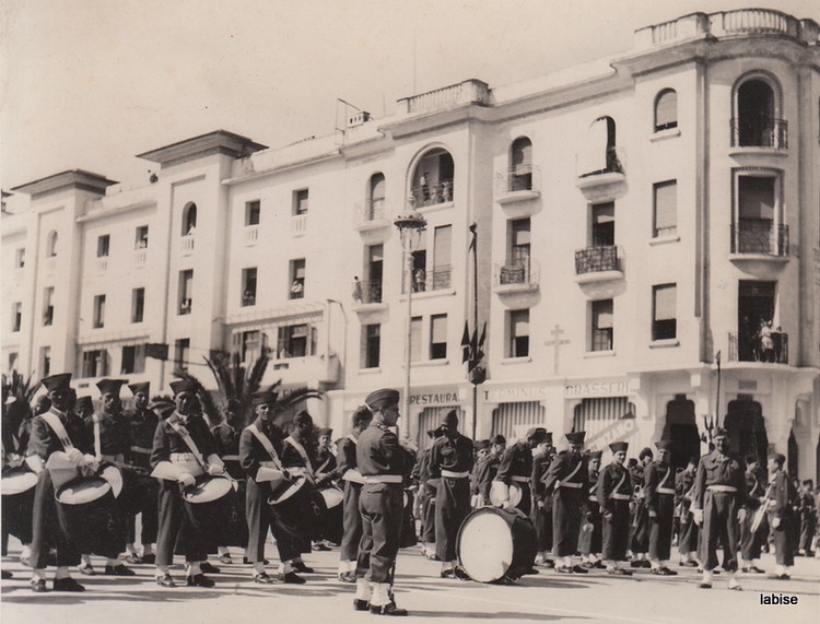 defile2-2.jpg