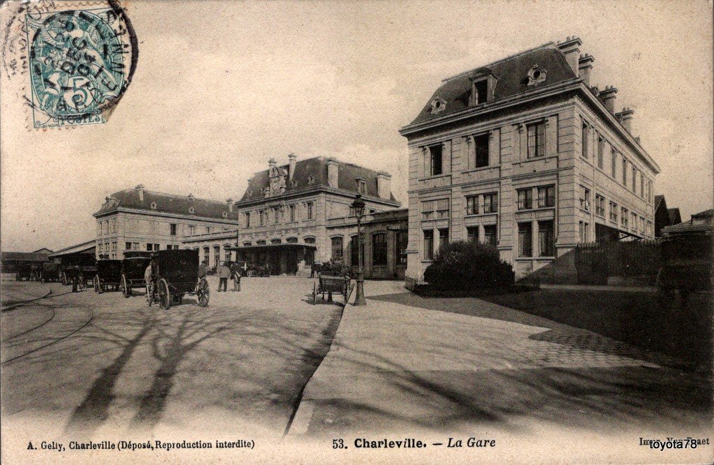 charleville.jpg