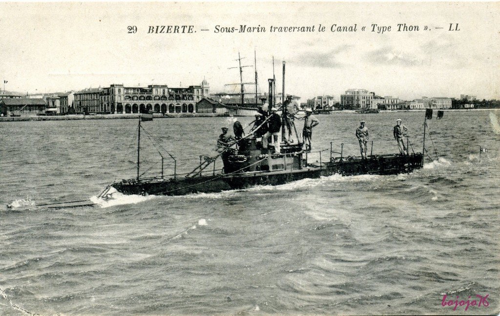 Tunisie-Bizerte-Sous marin.jpg