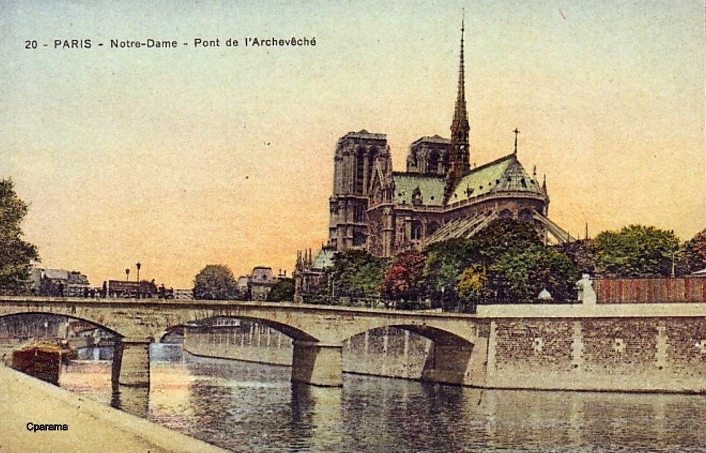 Paris Pont 20.jpg