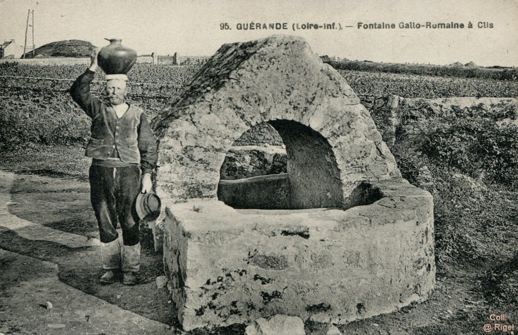 44-Guerande-Fontaine-Gallo-Romaine-a-Clis-edit-Chapeau.jpg