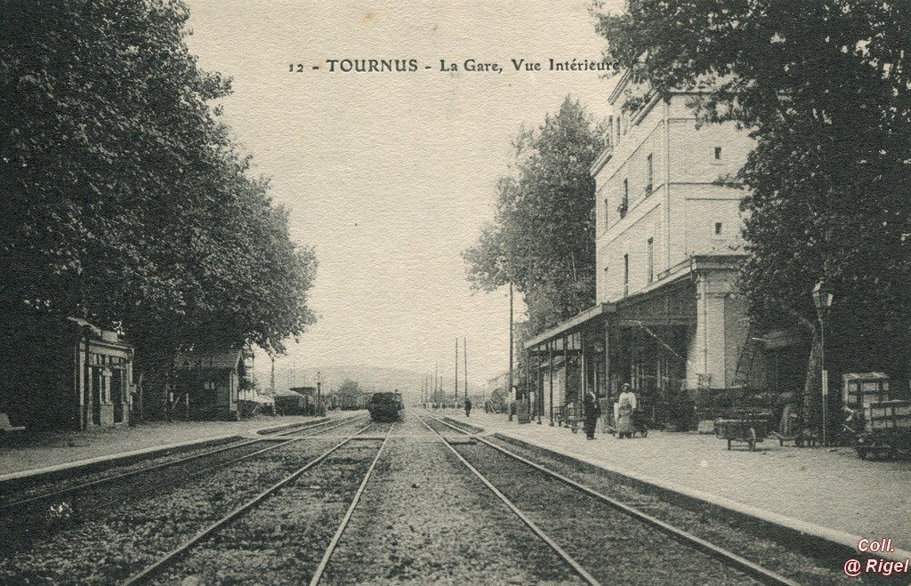 71-La-Gare-Vue-Interieure-12-Pas-Editeur.jpg