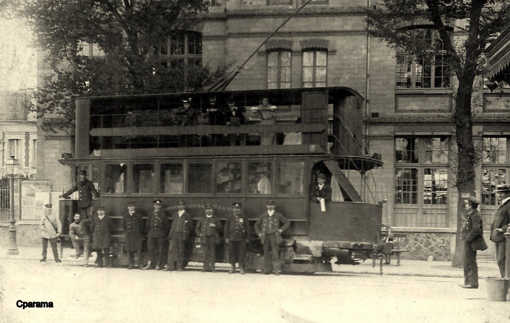 Les Tramways de Paris.jpg