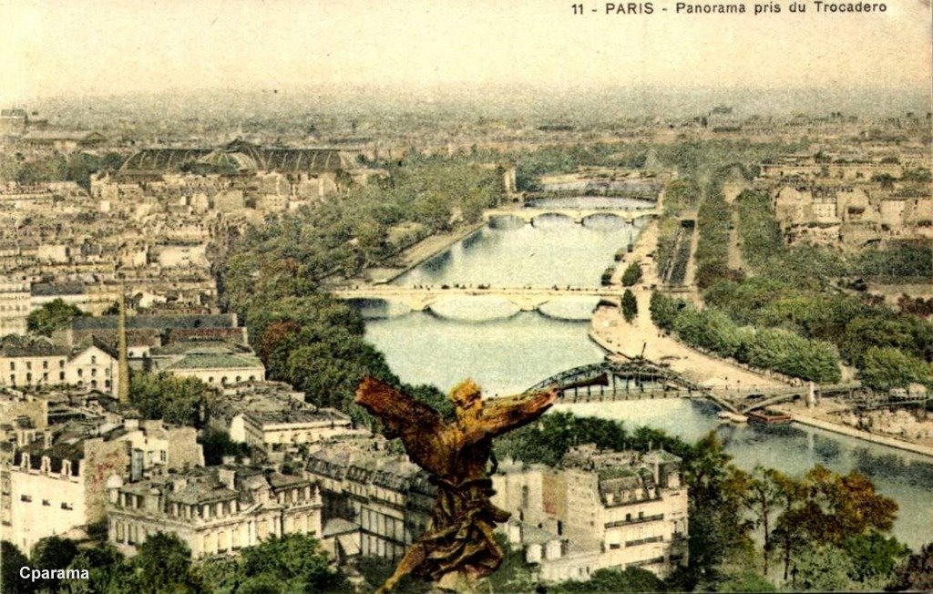 Paris Pano 114..jpg