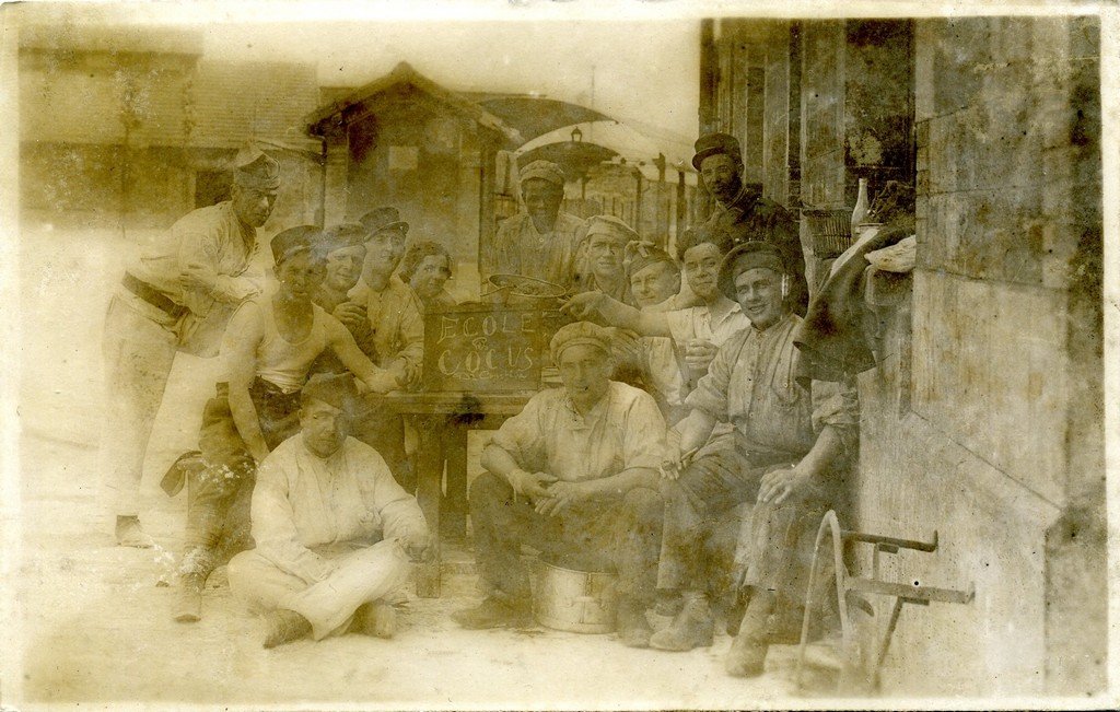 Militaires-La Courtine-Ecole des cocus.jpg