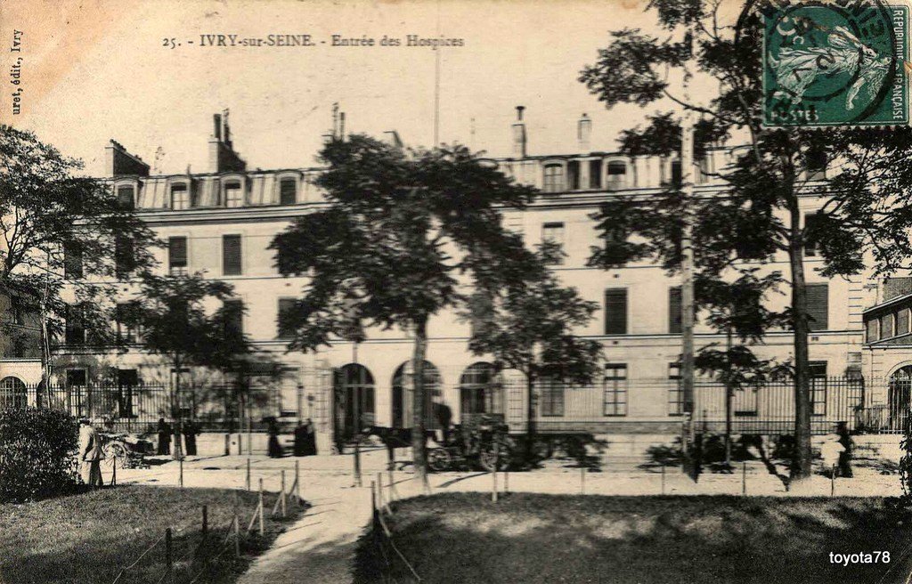 ivry - entrée des hospices.jpg